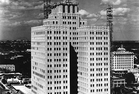 carrier-history-1928-first-skyscraper-integral-air-conditioning-422x300