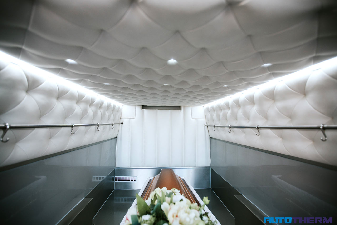 Bestattungsfahrzeuge aus Transporter